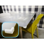 Zabezpieczanie osłonka na narożnik stołu-mebla kwadrat